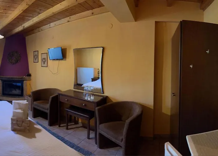 Teloni 3* ויטינה